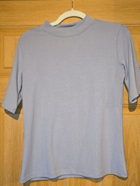Women's Light Blue Short-Sleeve Mock Neck Top